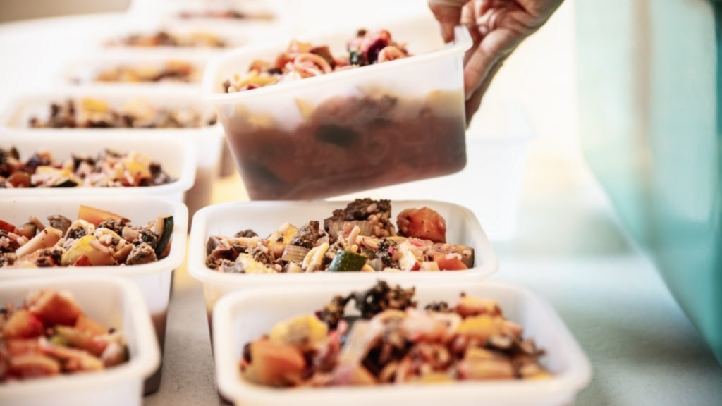 Como fazer comida caseira para cachorro?